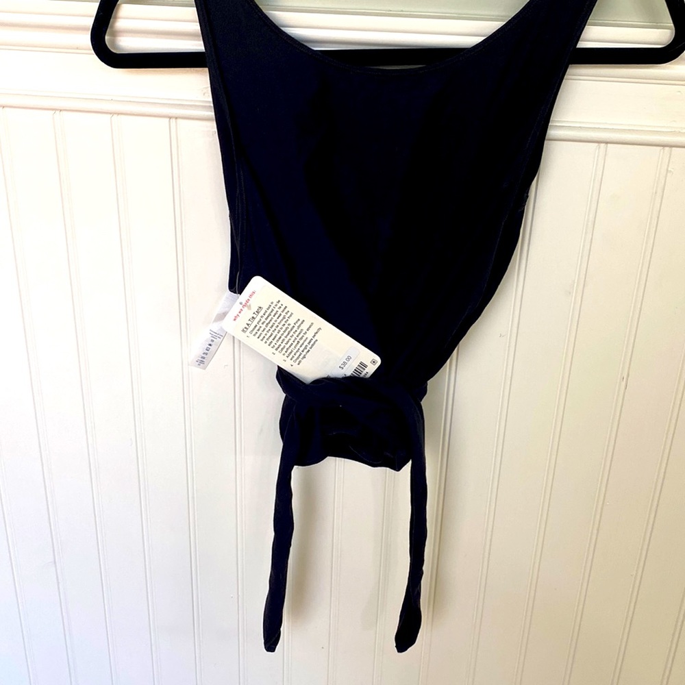 Lululemon Tie tank